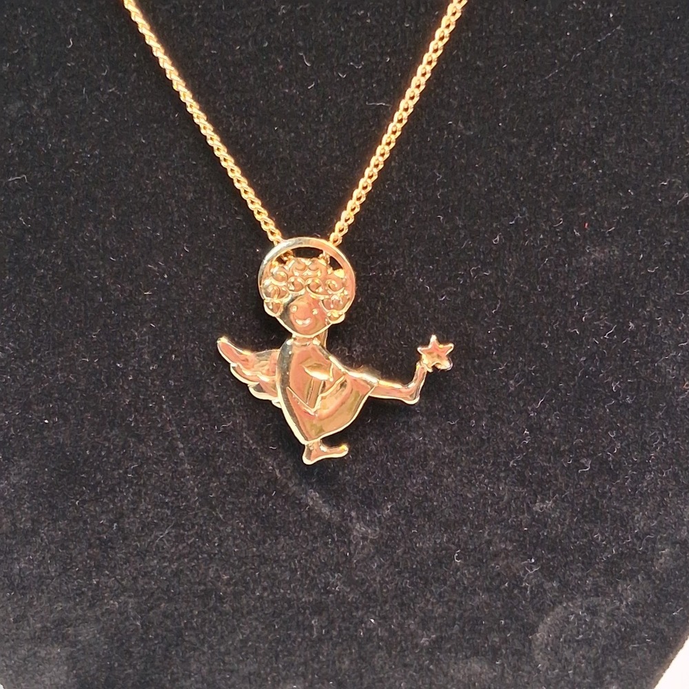 Vintage Avon Gold Tone Articulated Angel Pendant Necklace 15" Star Wand Halo